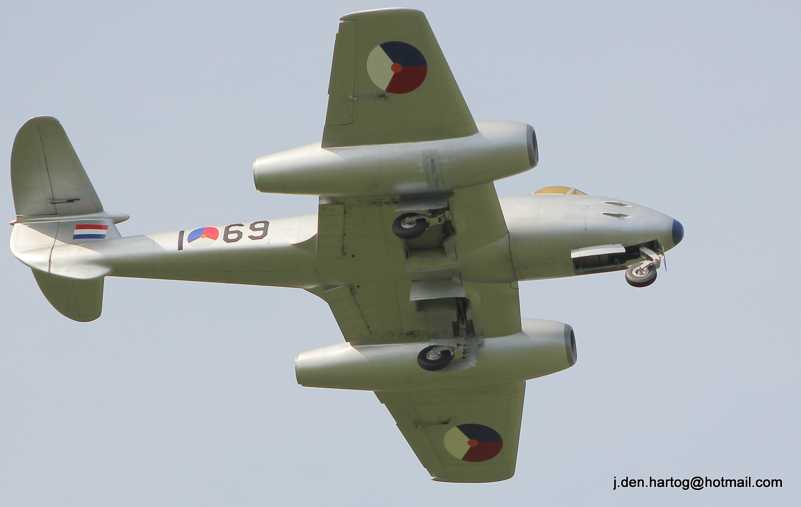 Gloster-Meteor-F-MK-4-160.jpg